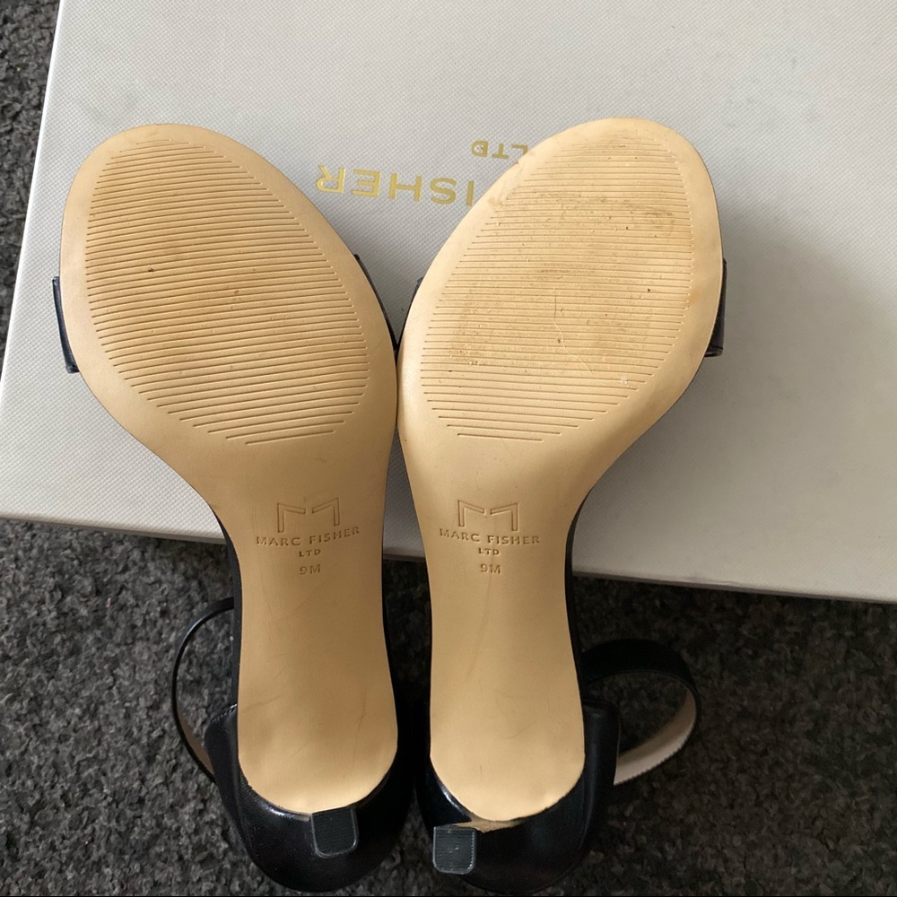 Marc fisher kora leather ankle strap sandals - Picture 2 of 5